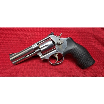 USED Smith & Wesson 686-6 357 Mag